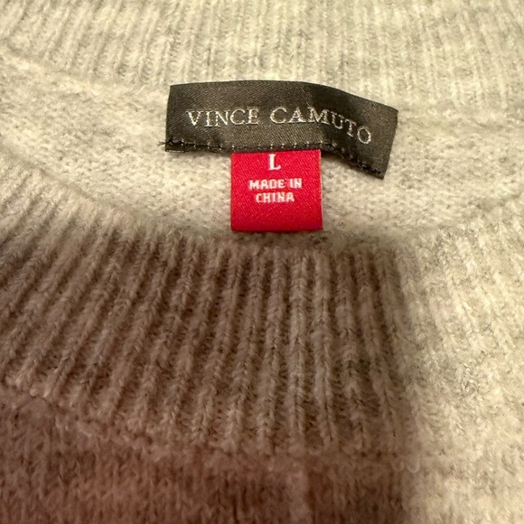 Vince Camuto Gray Crew Neck Sweater with Relaxed Fit - Picture 3 of 5